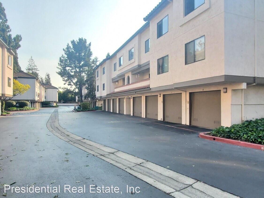 Primary Photo - 715 San Conrado Terrace