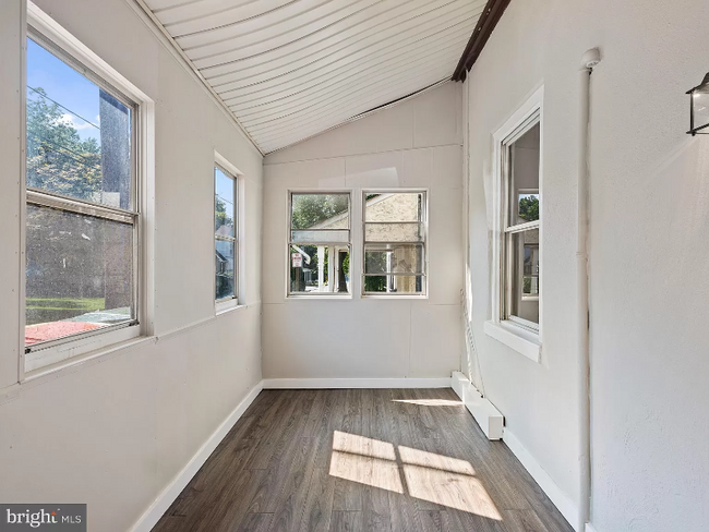 Building Photo - 756 Flinthill Rd