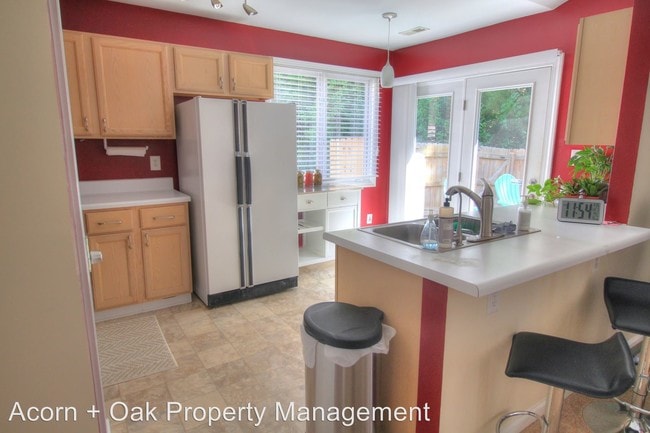 Foto del edificio - 3 br, 2 bath House - 4205 Pin Oak Drive