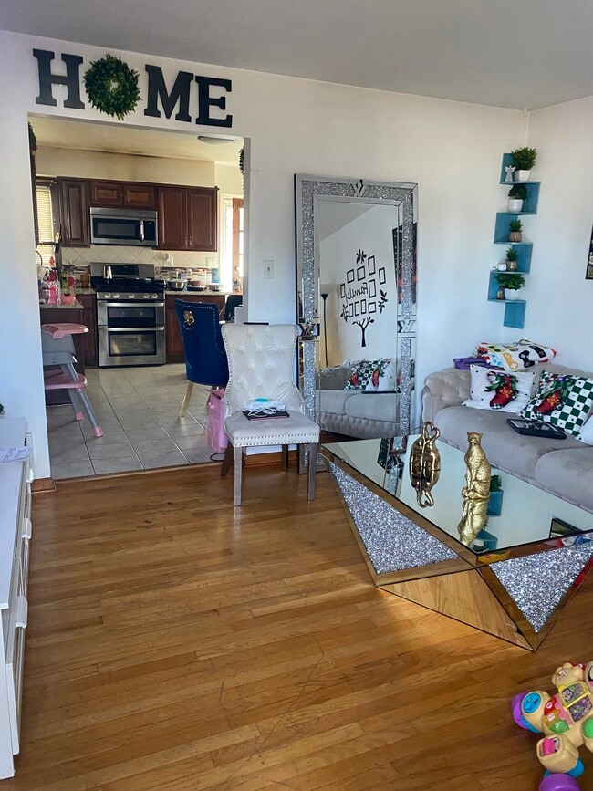 Building Photo - 232 S 18th Ave