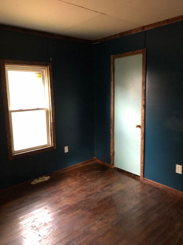 Foto del edificio - MOREHOUSE - 2 Bedroom Home In Town Great Location ONLY $298 MONTH / $499 DOWN