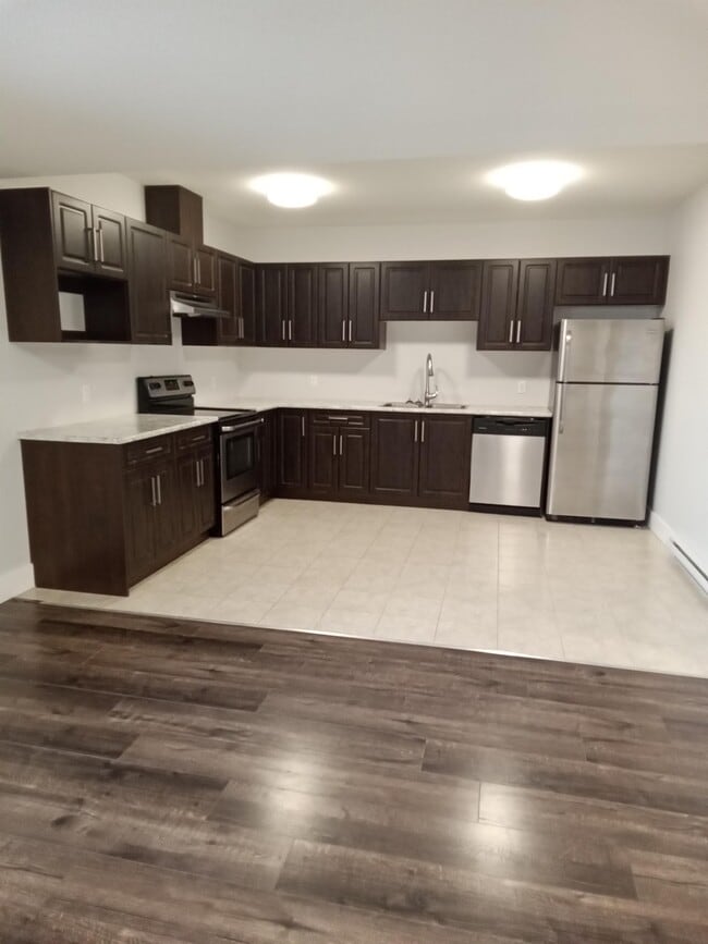 Building Photo - 8723-8774 74 St Building Photo - 8723-8774 74 St