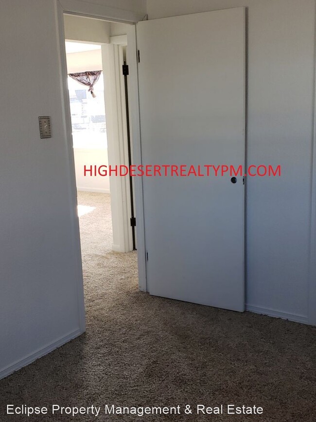 Foto del edificio - 2 br, 1 bath House - 1942 OURAY AVE
