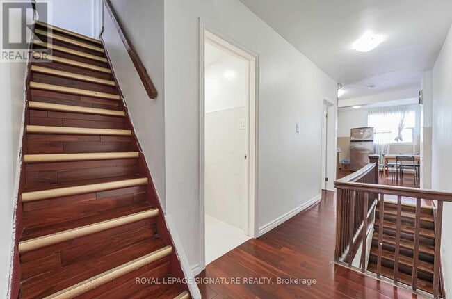 Building Photo - 80 Markham St