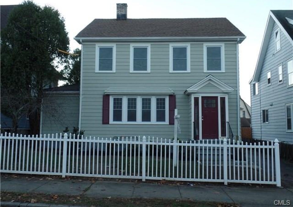 129 Rocton Ave, Bridgeport, CT 06606 House Rental in Bridgeport, CT