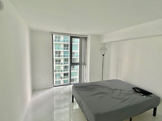 Foto del edificio - 31 SE 6th St