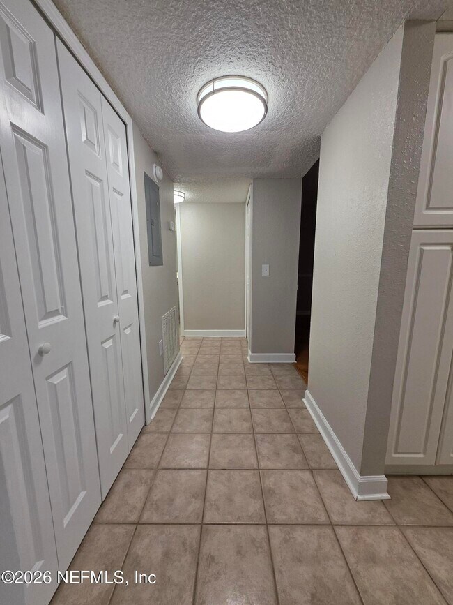 Foto del edificio - 1800 Park Ave