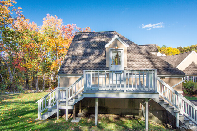 Charming Modern Farmhouse Studio Cottage - 14 Sadie Hutt Ln