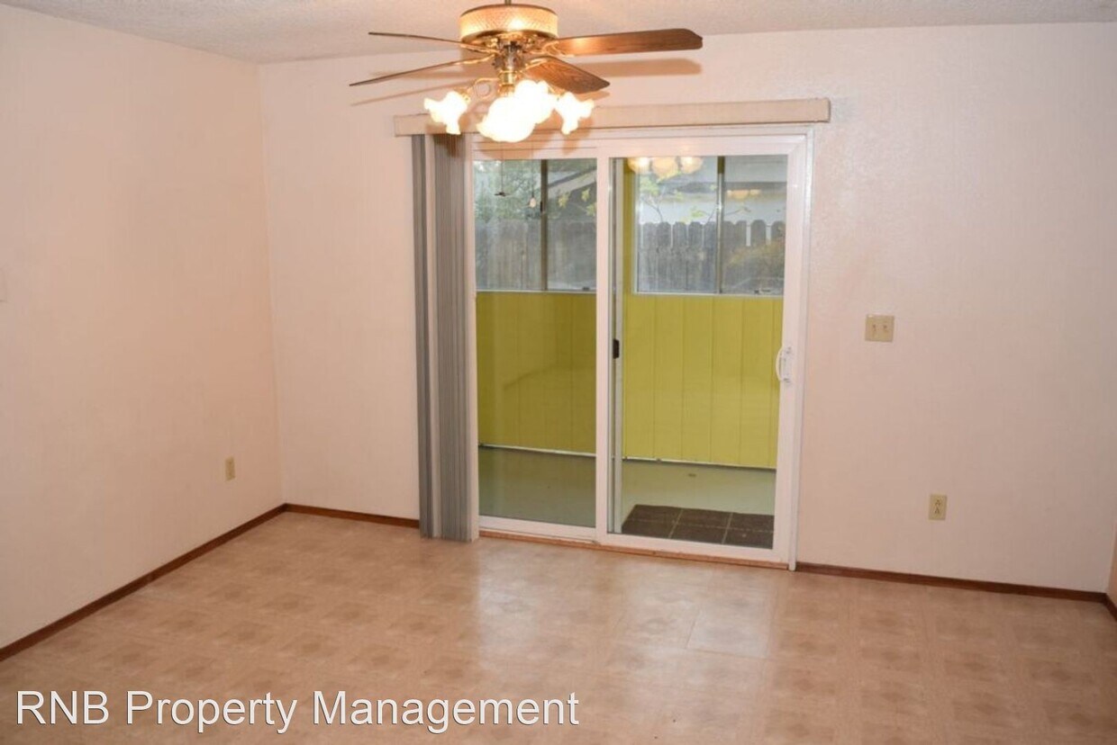 Foto principal - 3 br, 1 bath House - 7334 Grenola Way