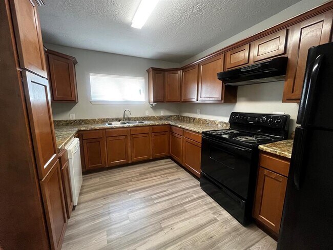 Foto del edificio - 5130 Winnetka St