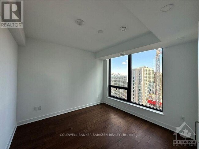 Photo du bâtiment - 340 Queen St