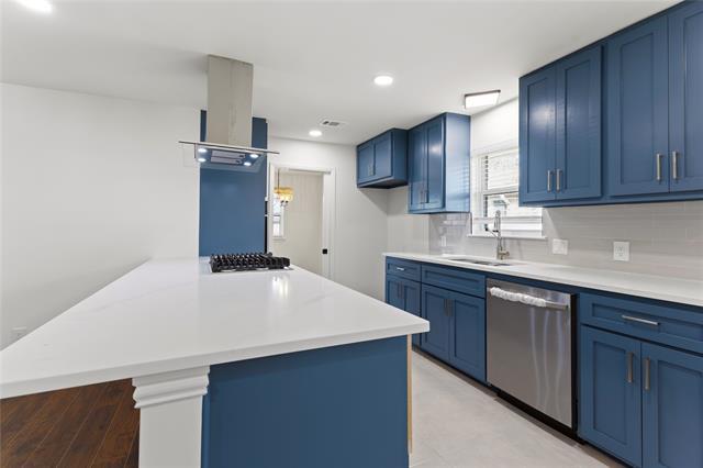 Building Photo - 3622 Douglas Dr