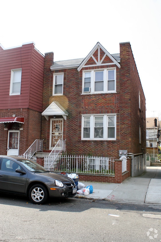 Building Photo - 1729 Mahan Ave
