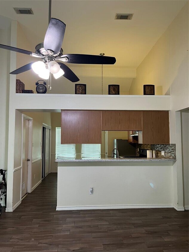 Foto principal - 818 Clearwater Trail