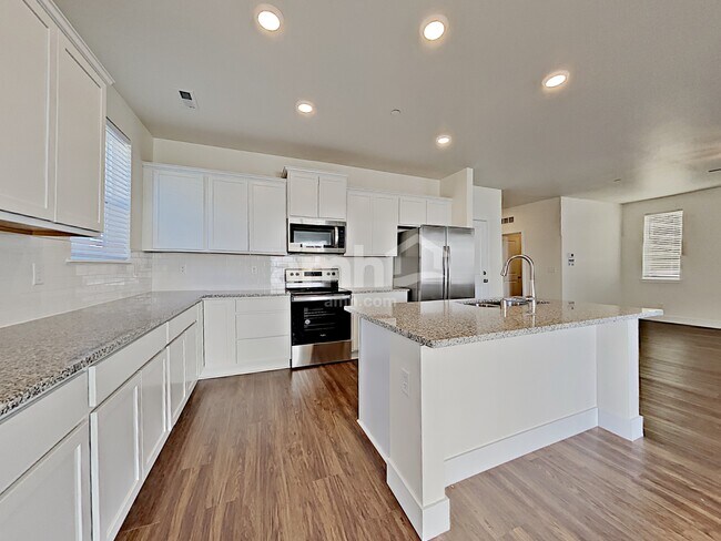 Foto del edificio - 10629 138th St Ct E