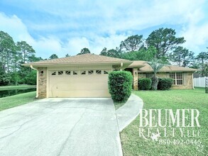 Building Photo - 1617 Beachside Dr