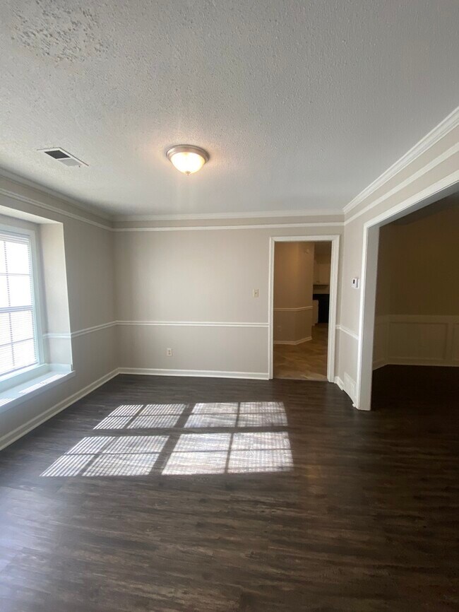 Foto del edificio - 8892 West Glendale - Available Now!