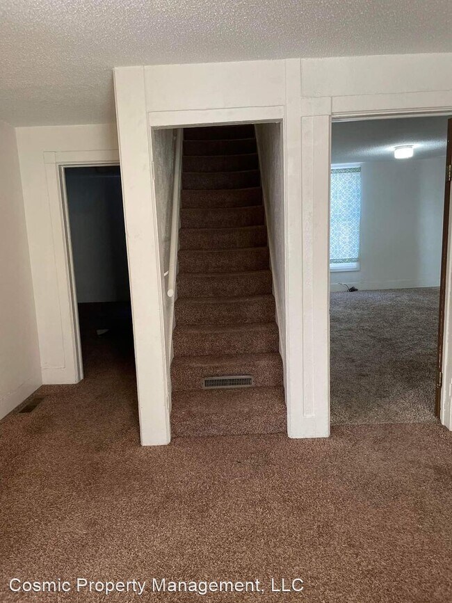 Building Photo - 5 br, 1 bath House - 420 Columbus St.