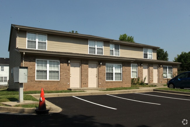 Primary Photo - 1100 Horseman's Ln