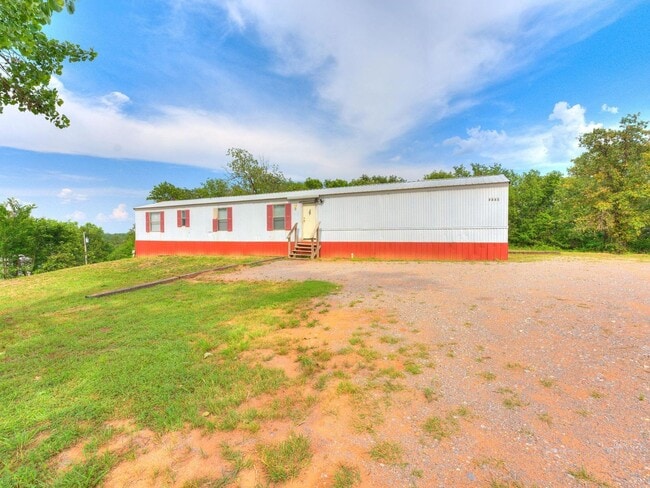 Building Photo - 3bed/2bath Mobile Home on 1.2 Acres Availa...