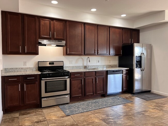 kitchen - 190 Culver Ave