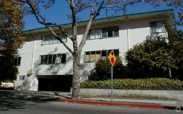 Building Photo - 2525 Le Conte Ave