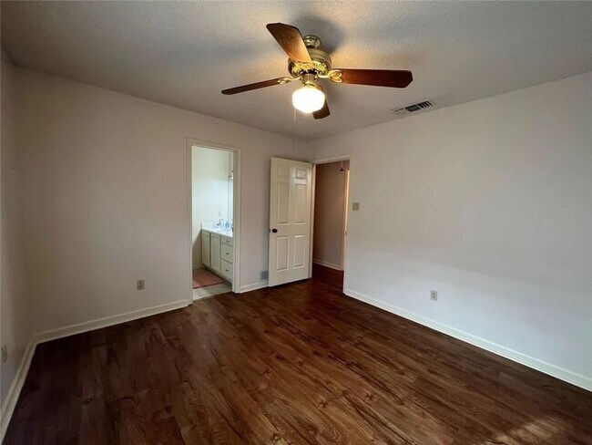 Foto del edificio - 3129 Sappington Pl