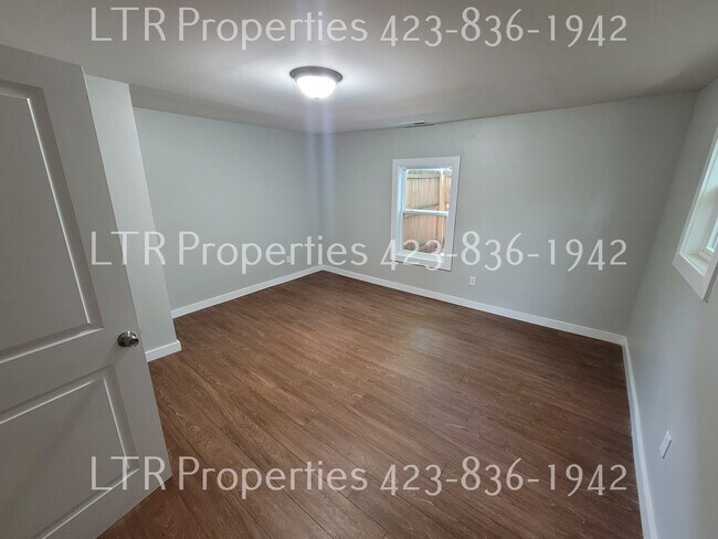 Foto del edificio - Flynn st (1203