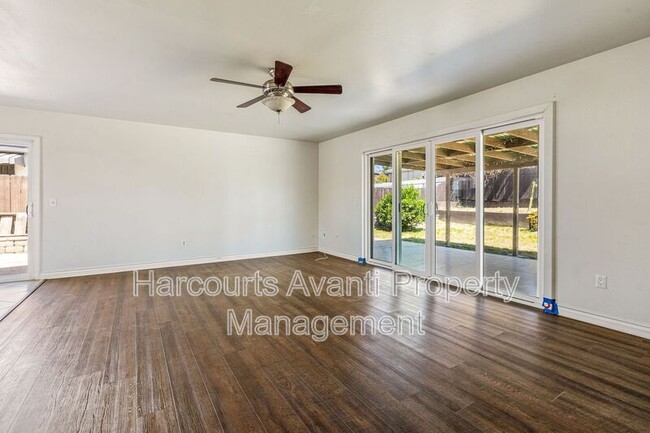 Building Photo - 1623 Ocala Ave