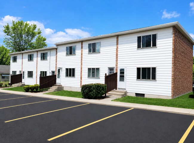 Foto del edificio - Affordable 2 Bedroom 1 Bathroom located in Indian Trail of Akron!
