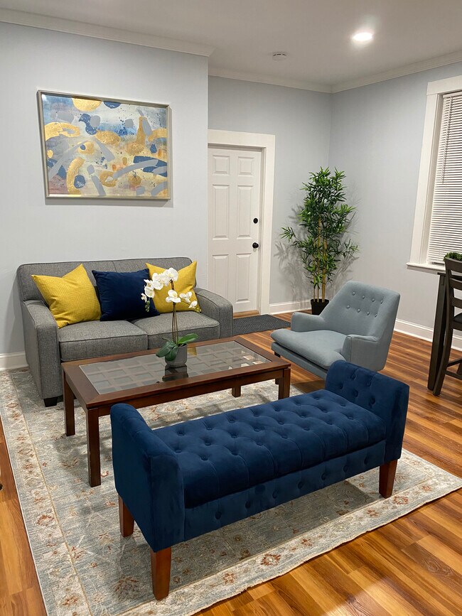 Living Room - 32 Reedsdale St