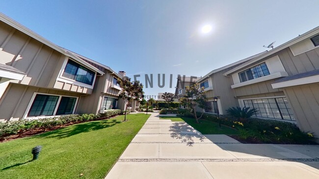 Building Photo - Furnished Seal Beach Condo Near Beach