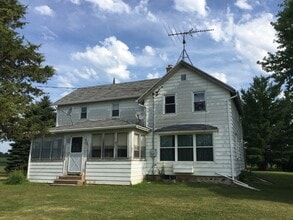 Building Photo - W3344 Hoffman Rd
