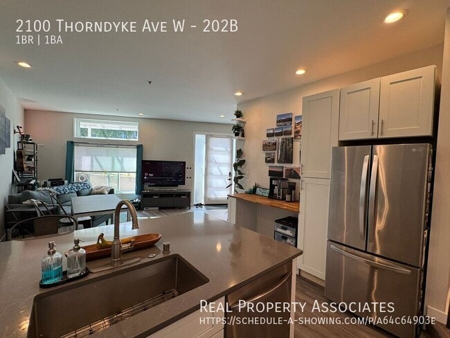 Building Photo - 2100 Thorndyke Ave W