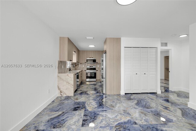 Foto del edificio - 10350 SW 48th St