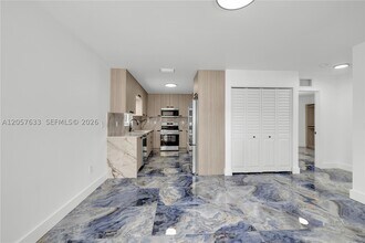 Building Photo - 10350 SW 48th St