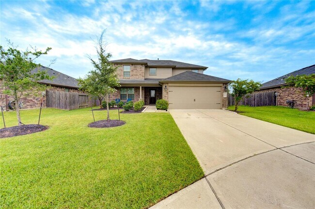 Building Photo - 9623 Japonica Dr