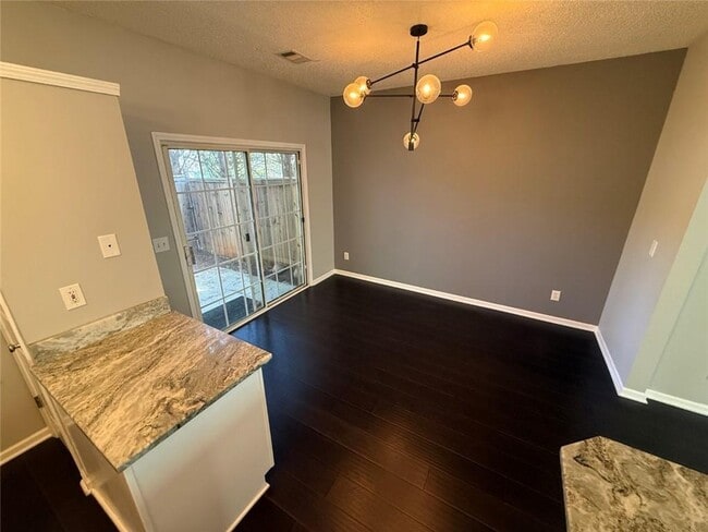 Building Photo - 4645 Valais Ct