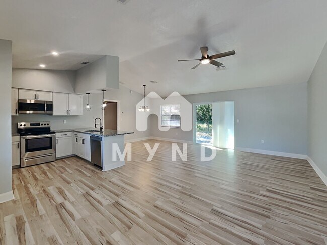 Building Photo - 2377 Deltona Blvd