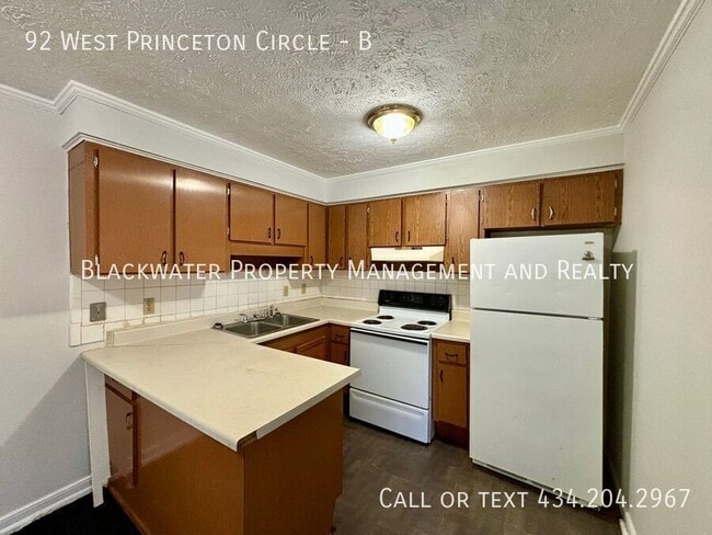 Building Photo - 92 W Princeton Cir Cir