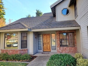 Building Photo - 11564 Big 4 Way