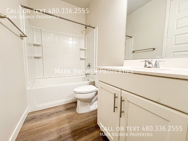 Building Photo - 4235 N 26th St