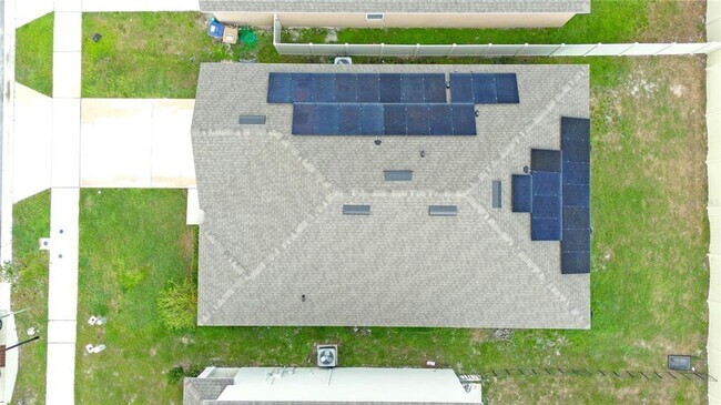 Building Photo - 5402 Pine Lilly Dr