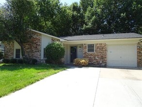 Building Photo - 3110 Sandra Ln