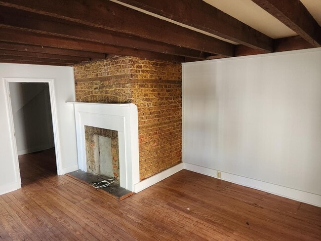 Building Photo - 57 Radcliffe St