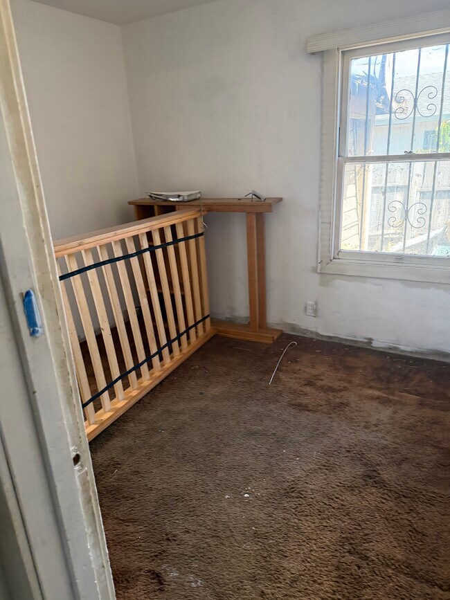 Foto del edificio - 2211 E Lafayette St