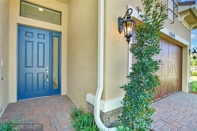 Building Photo - 11848 Fortress Run