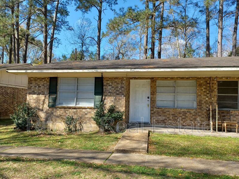 Primary Photo - 427 Forest Ave