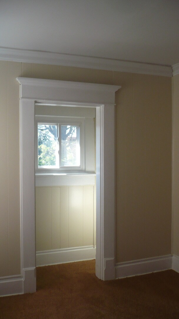 Building Photo - Spacious 4 Bedroom House Near OSU Availabl...
