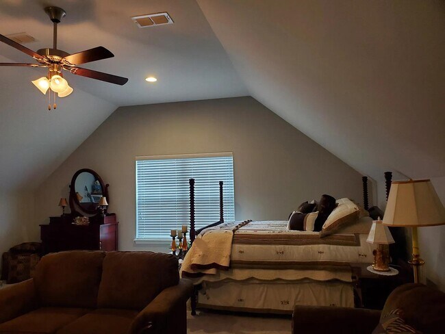 Building Photo - 3512 Pear Blossom Way